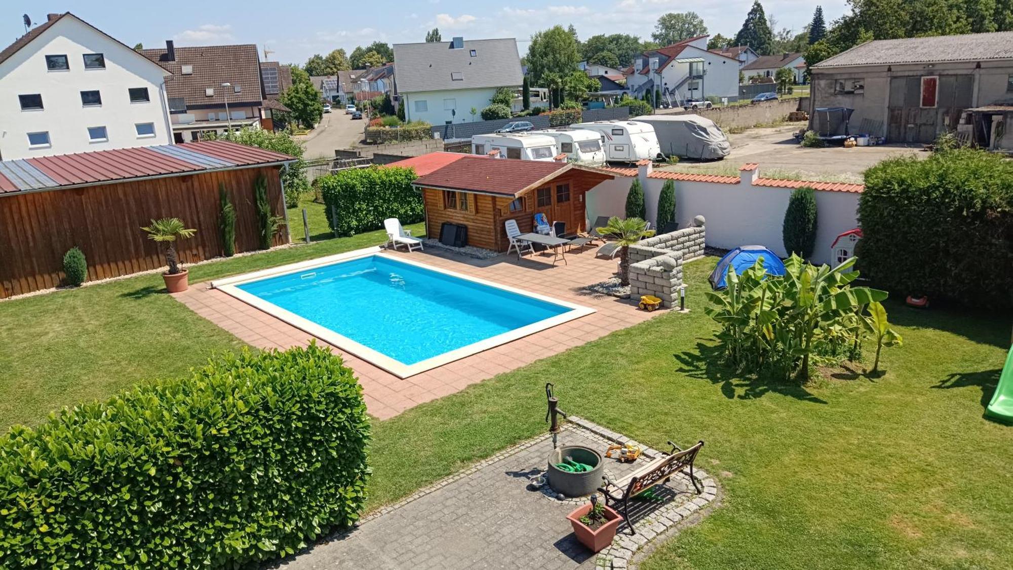 Ferienwohnungen Zur Elz - Traumhafte 160 Qm Wohnung Mit Pool Und Garten Naehe Des Europaparks Kappel-Grafenhausen Exterior photo